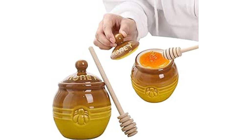 honey pot with spoon
