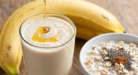 Honig-Bananen-Haferflocken-Smoothie