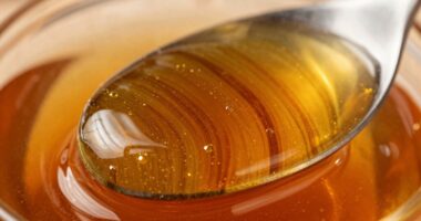 Wie schmeckt Manuka-Honig?